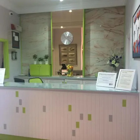 ホテル Andrea's ロスクリスティアーノス