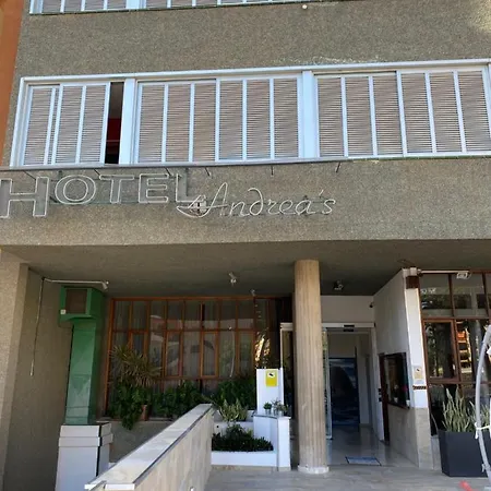 Andrea's ホテル 2*