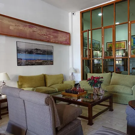 ホテル Andrea's 2*