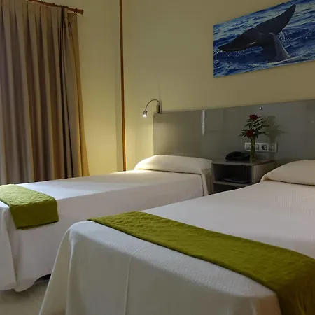 Andrea's Hotel 2*