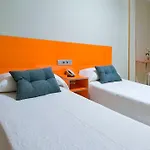 Отель Andrea's 2*
