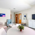 Andrea's Отель 2*
